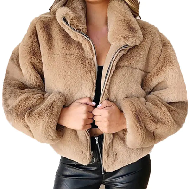 Elegant Women's Faux Fur Coat - Zipper & Collar | Black Friday Sale